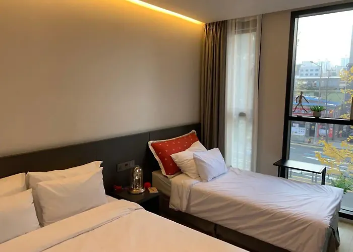 Celib Yeoui Hotel 2*
