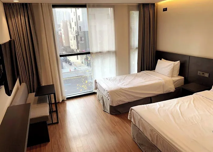 Celib Yeoui Hotel
